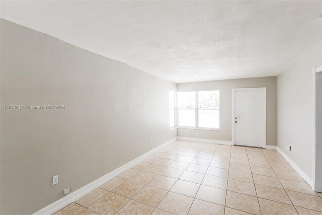 1770 NW 18th St in Fort Lauderdale, FL - Building Photo - Building Photo
