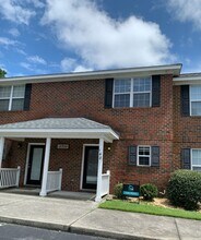 4709 Prior Dr in Wilmington, NC - Foto de edificio - Building Photo