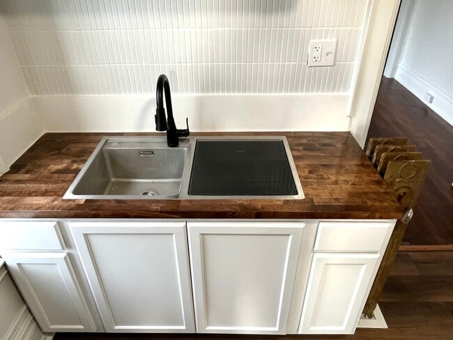 Alta Vista Apartments