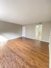 3754 N Nicklas Ave in Oklahoma City, OK - Building Photo - Building Photo