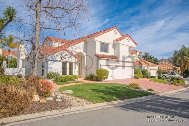 5683 Hazelcrest Cir in Westlake Village, CA - Foto de edificio - Building Photo