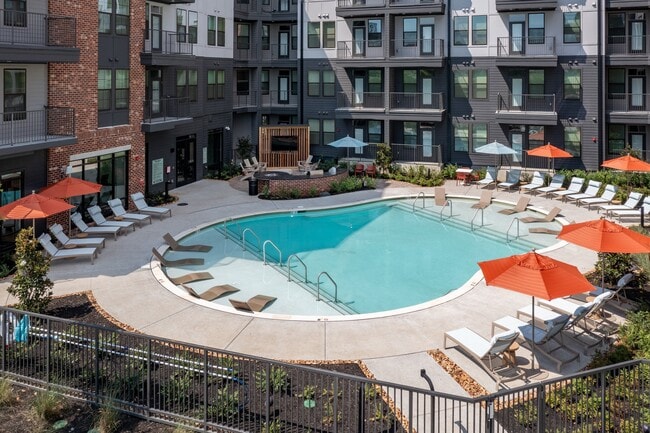 Alta Lofts on the Levee in Nashville, TN - Foto de edificio - Building Photo