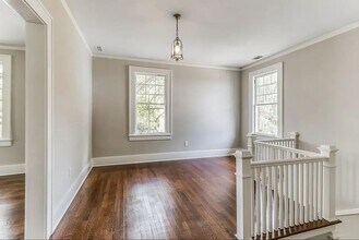 138 E 50th St in Savannah, GA - Building Photo - Building Photo