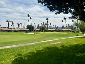 254 Santa Barbara Cir in Palm Desert, CA - Foto de edificio - Building Photo