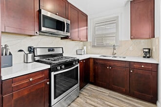 512 W Juniper St in San Diego, CA - Foto de edificio - Building Photo