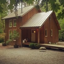 423 Lords Lake Loop Rd in Quilcene, WA - Building Photo