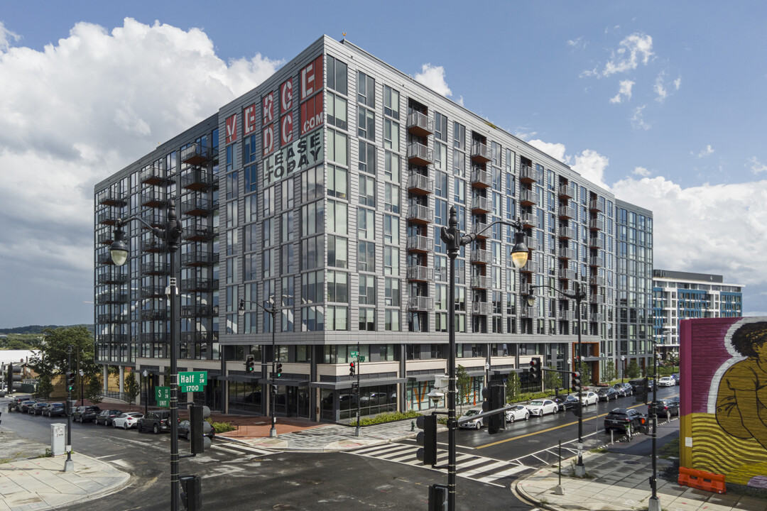 Verge in Washington, DC - Foto de edificio