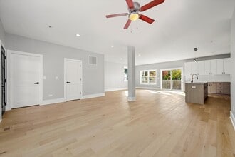 4009 Faith Ln in St. Charles, IL - Building Photo - Building Photo