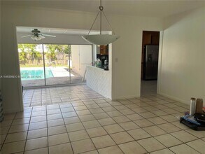 4315 Harrison St in Hollywood, FL - Building Photo - Building Photo