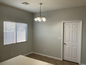 5782 Bayakoa Rd in Las Vegas, NV - Building Photo - Building Photo