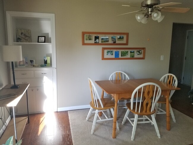 609 11th St S, Unit Two bedrooms in Hudson, WI - Building Photo - Building Photo