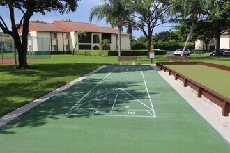 4905 Sable Pine Cir in West Palm Beach, FL - Building Photo - Building Photo