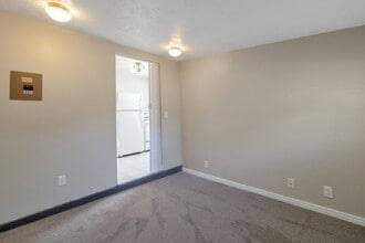 429 Center St in Clearfield, UT - Building Photo - Building Photo