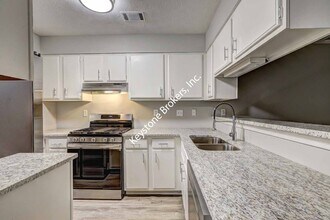 6706 Witherington Ct NW in Norcross, GA - Building Photo - Building Photo