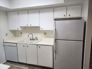 4809 S La Rosa Dr in Tempe, AZ - Building Photo - Building Photo