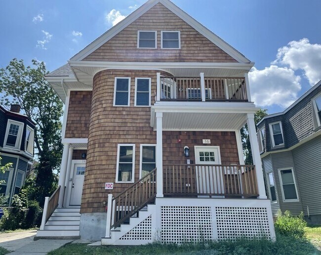 property at 14 Weld Ave