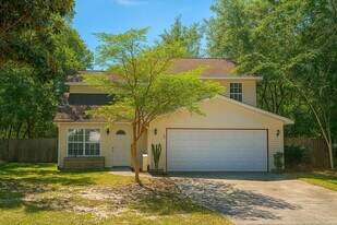 70 Cypress Ln in Freeport, FL - Building Photo