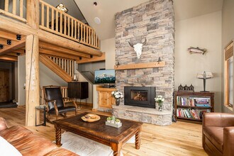 4 Full Moon Rd in Big Sky, MT - Building Photo - Building Photo