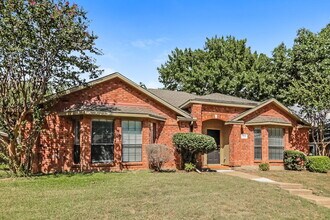 703 Deep Well Dr in Allen, TX - Building Photo - Building Photo