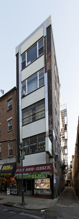 111 S 8th St in Philadelphia, PA - Foto de edificio