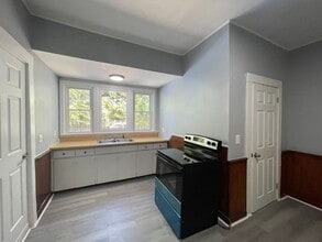 124-126 Appleton Ave in Pittsfield, MA - Foto de edificio - Building Photo