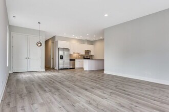3648 N Central Ave in Chicago, IL - Building Photo - Building Photo