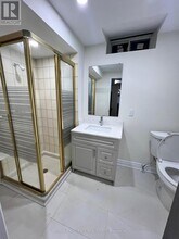 24 Billingsley Ct in Brampton, ON - Building Photo - Building Photo