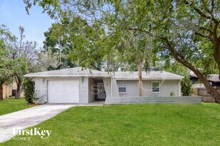 331 Pico Ct in Lakeland, FL - Building Photo