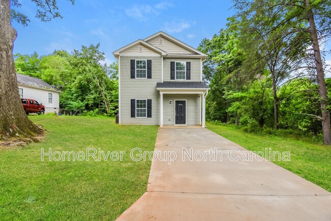 property at 808 Richmond Ave