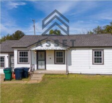 3317 NE 15th St in Oklahoma City, OK - Building Photo