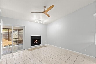 4471 W Humphrey St in Tampa, FL - Building Photo - Building Photo