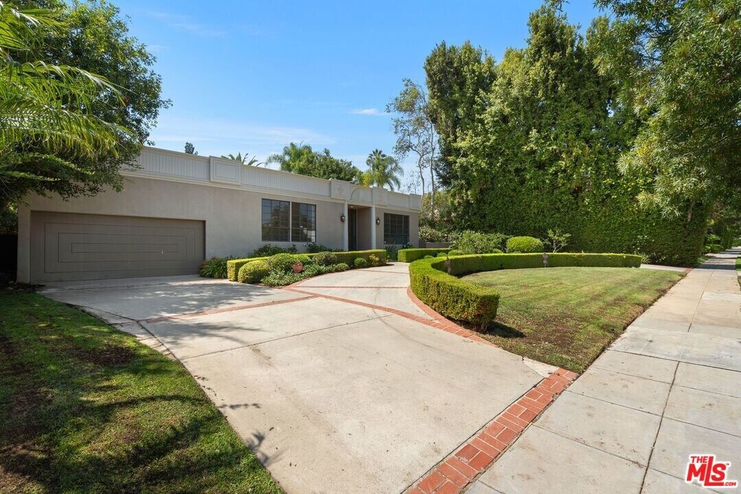 519 N Rexford Dr in Beverly Hills, CA - Building Photo