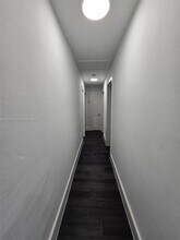 11984 SW 195th St in Miami, FL - Foto de edificio - Building Photo