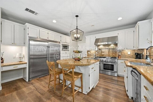 3231 Canyon View Dr in Oceanside, CA - Building Photo - Building Photo