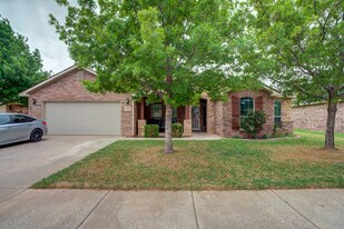 6905 91st St in Lubbock, TX - Building Photo