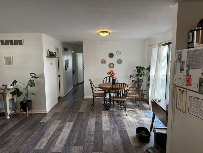 405 5th St in Smithville, MO - Building Photo - Building Photo