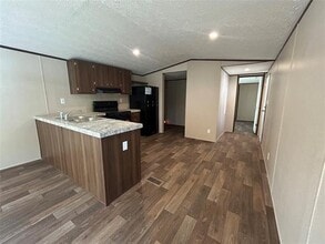 406 Rogers Rd in Newark, TX - Building Photo - Building Photo