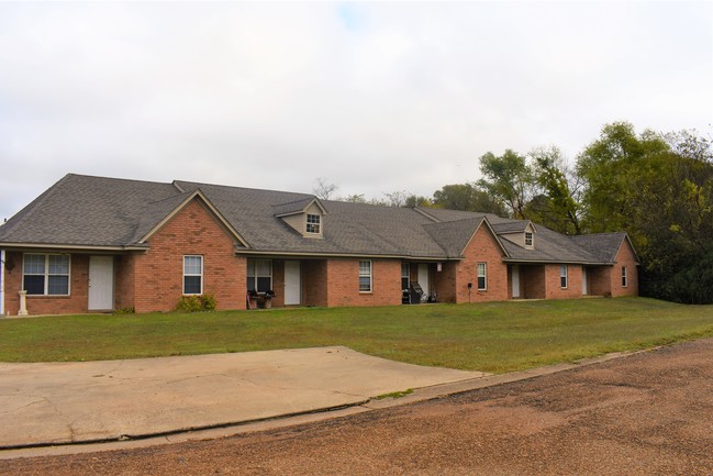 Fountain Square Apartments in Hernando, MS - Building Photo - Building Photo