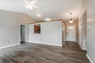 6036 Miller Woods Ln in Indianapolis, IN - Building Photo - Building Photo