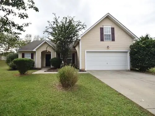 105 Bosburg Dr in Mooresville, NC - Building Photo