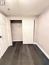 10 Salisbury Cir in Brampton, ON - Building Photo - Building Photo