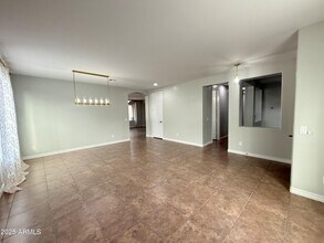 2472 E Mead Dr in Gilbert, AZ - Building Photo - Building Photo