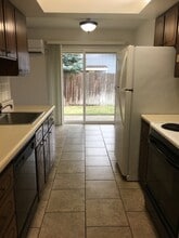 2063 Parish St in Walla Walla, WA - Foto de edificio - Building Photo