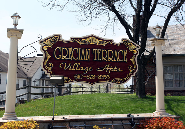 Grecian Terrace Village Apartments in Sinking Spring, PA - Building Photo - Building Photo