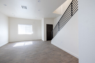 1131 Browning Blvd in Los Angeles, CA - Building Photo - Building Photo