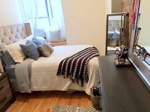 356 W 39th St-Unit -2 in New York, NY - Building Photo - Building Photo