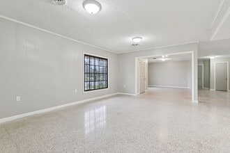 4601 7th St in Marrero, LA - Foto de edificio - Building Photo