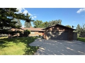 17796 Cedar Park Loop in Fergus Falls, MN - Building Photo