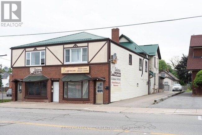 property at 5126-5126 Victoria Ave