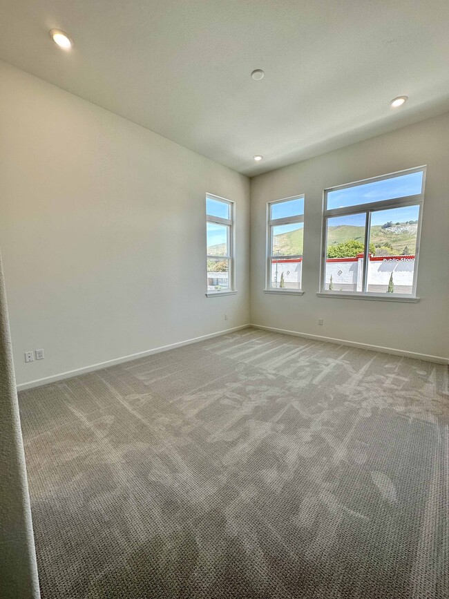 property at 29800 Mission Blvd